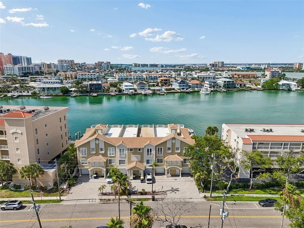 620 BAYWAY BOULEVARD #5 2
