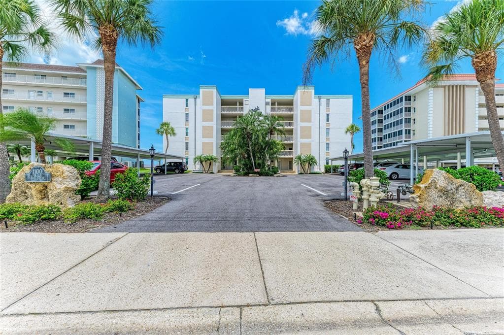 1100 TARPON CENTER DRIVE #104 5