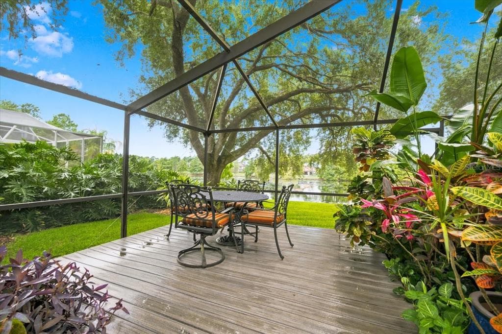 15114 LAUREL COVE CIRCLE photo 7