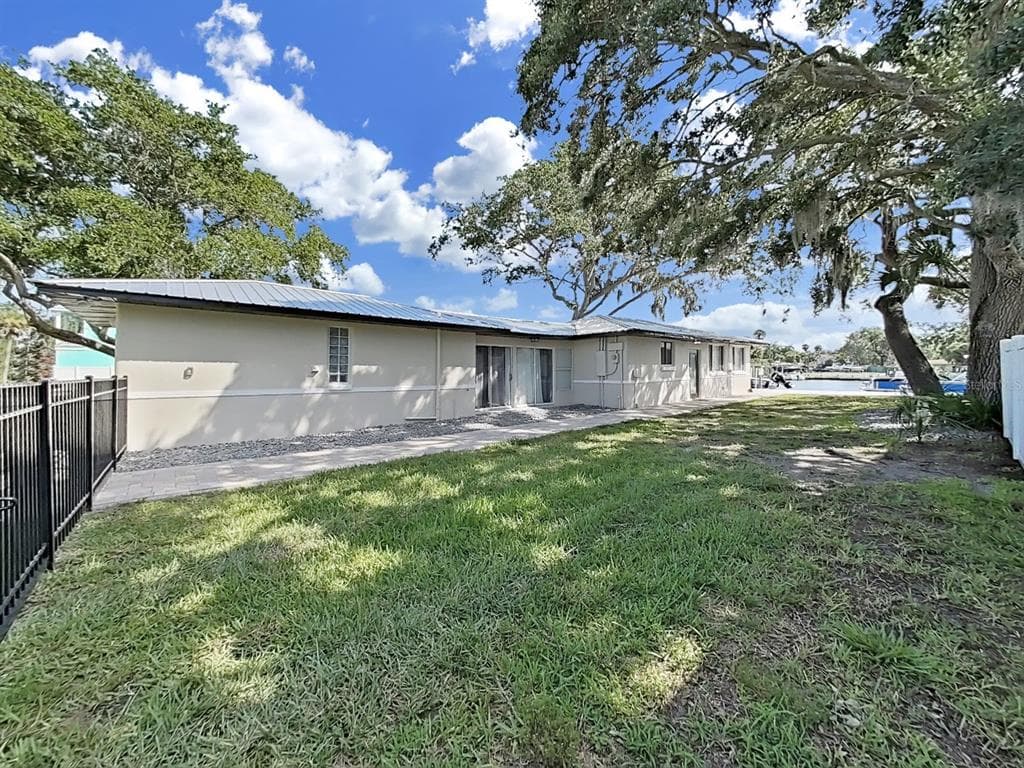 5419 COTEE RIVER DRIVE photo 9