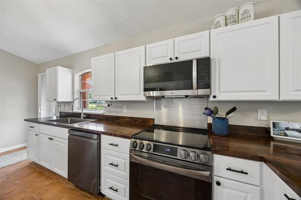 134 BOWFIN DRIVE photo 11