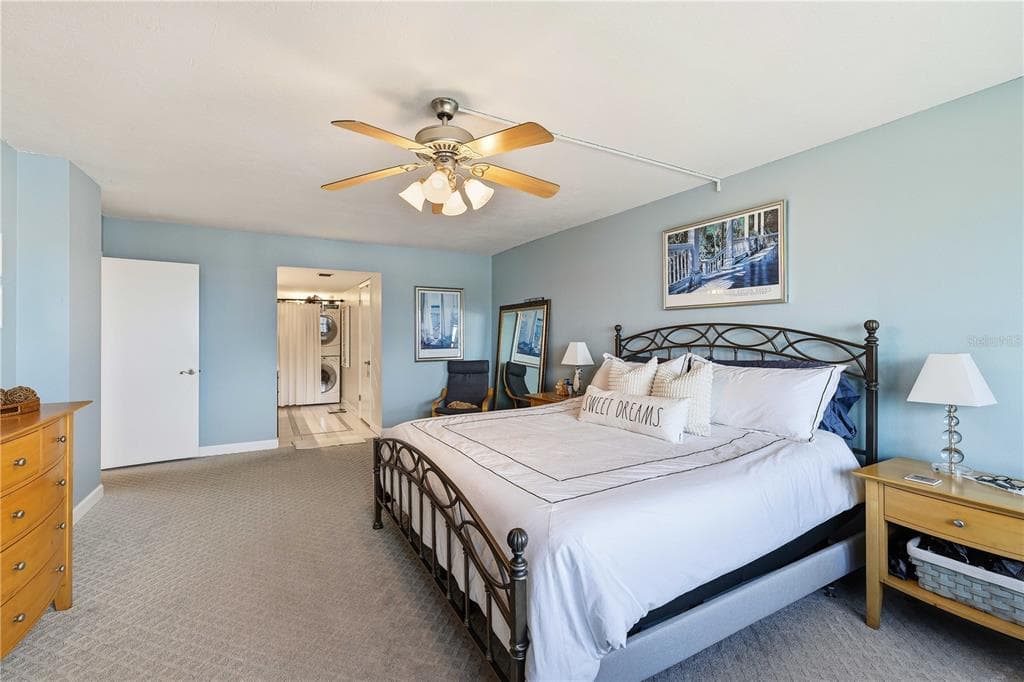1621 GULF BOULEVARD 1408 photo 24