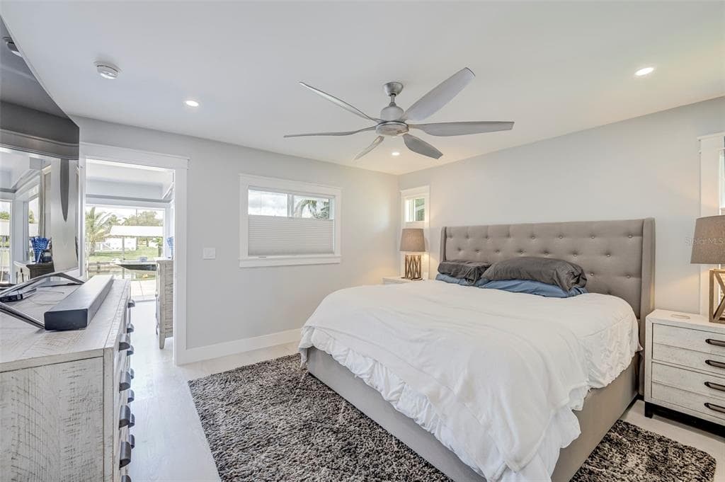 5204 TOWER DRIVE photo 17
