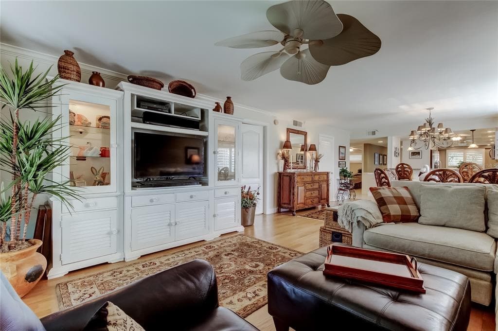 9450 HARBOR GREENS WAY 301 photo 25