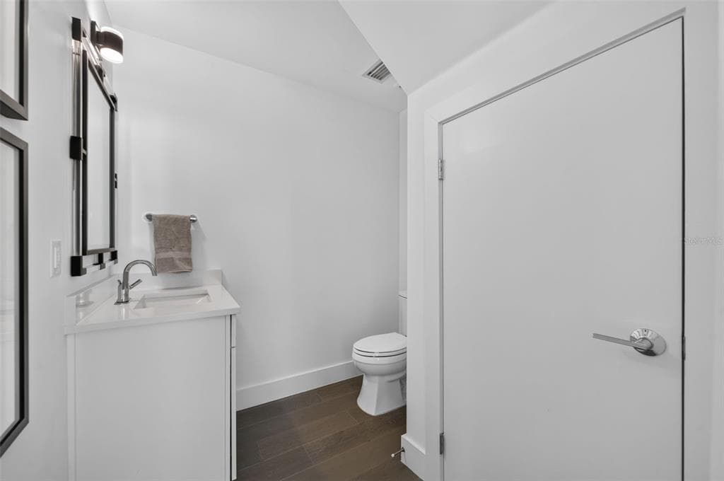 1778 MONDRIAN CIRCLE photo 21