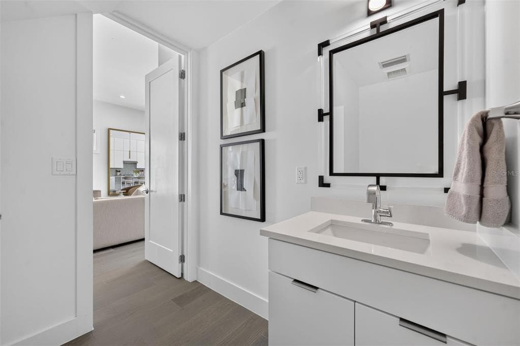 1778 MONDRIAN CIRCLE photo 22
