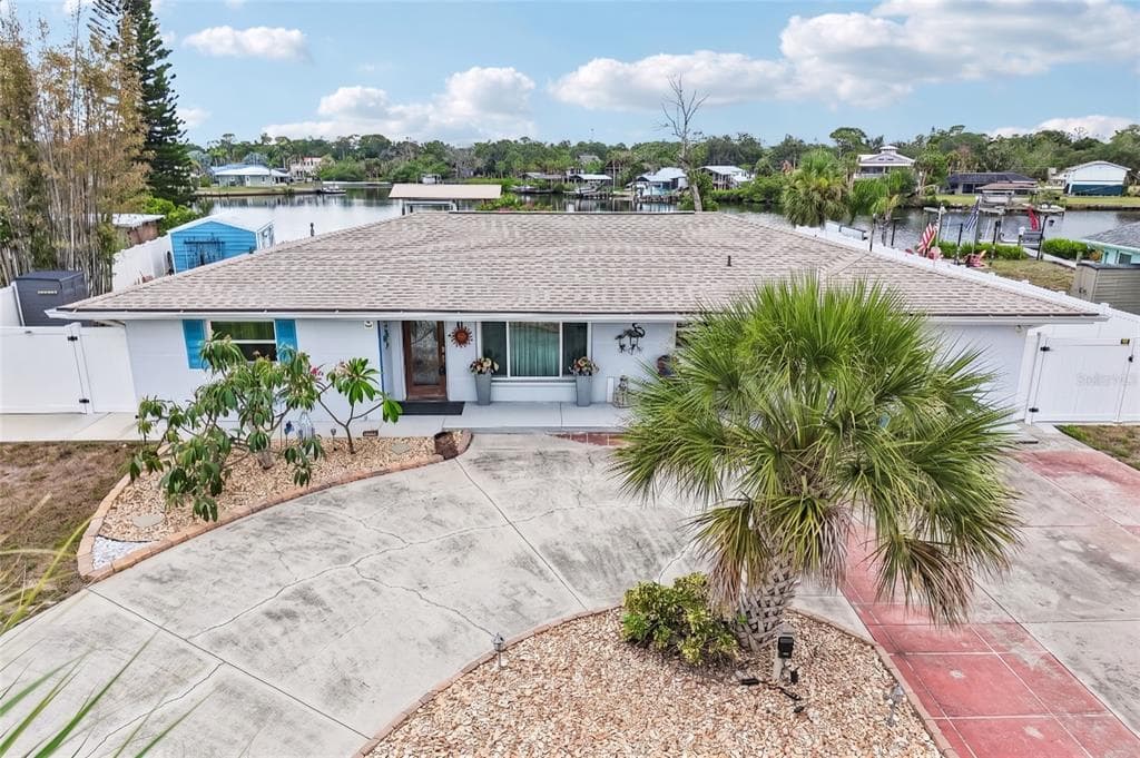806 BLUE HERON BOULEVARD 2