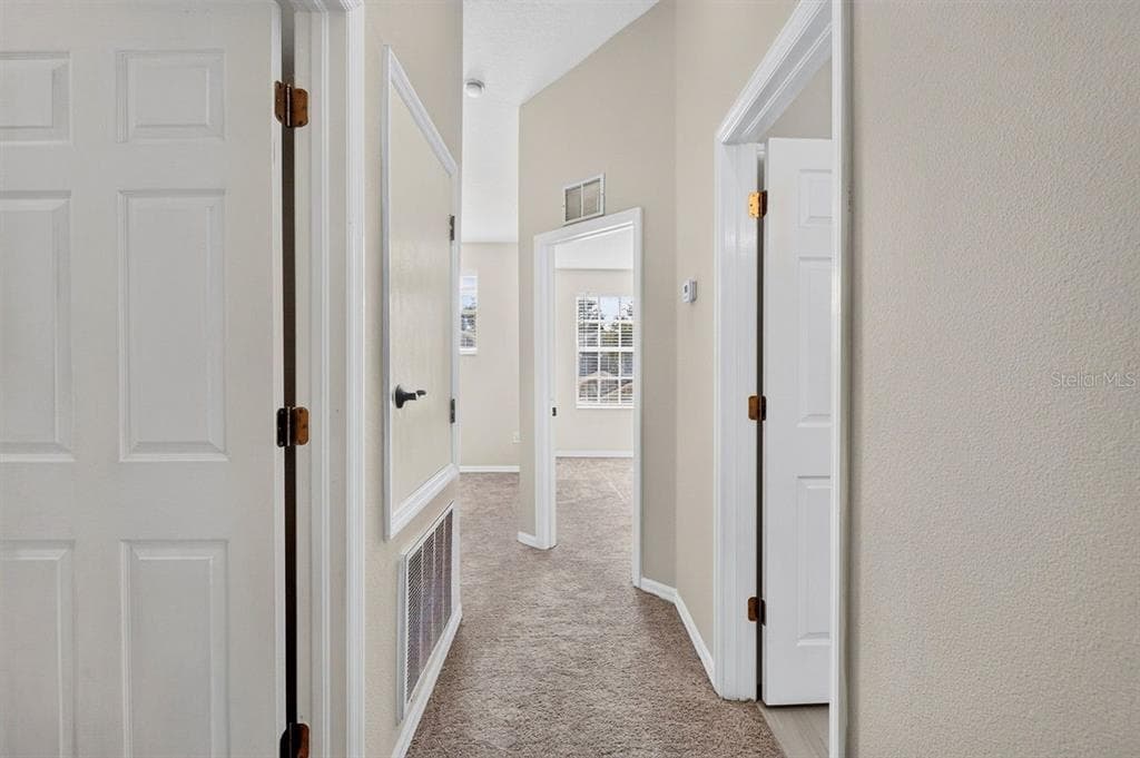648 SPRING LAKE CIRCLE photo 16