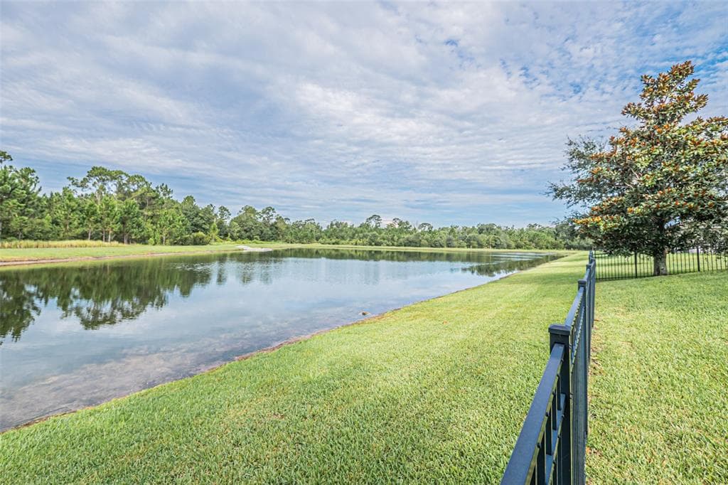 10174 LOVEGRASS LANE photo 6