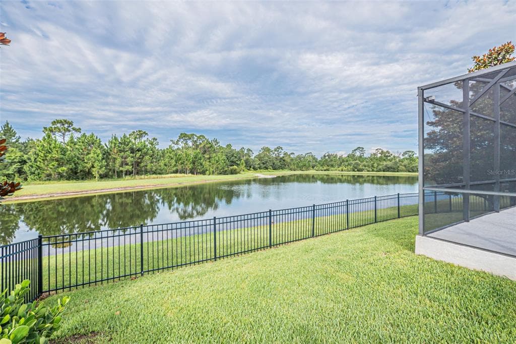 10174 LOVEGRASS LANE photo 4