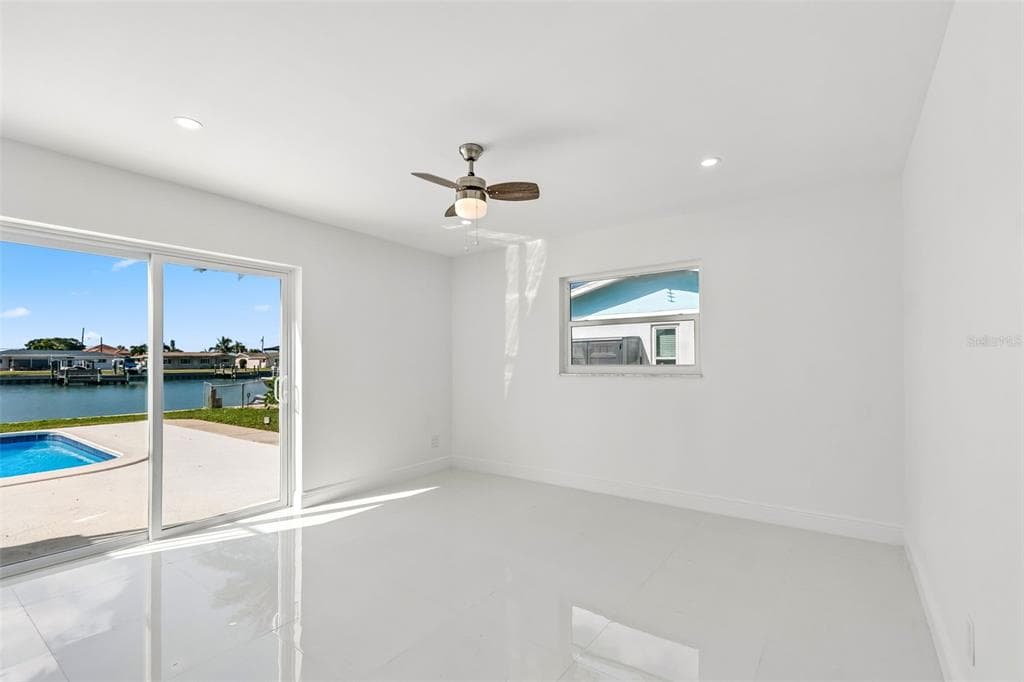 775 CAPRI BOULEVARD photo 21