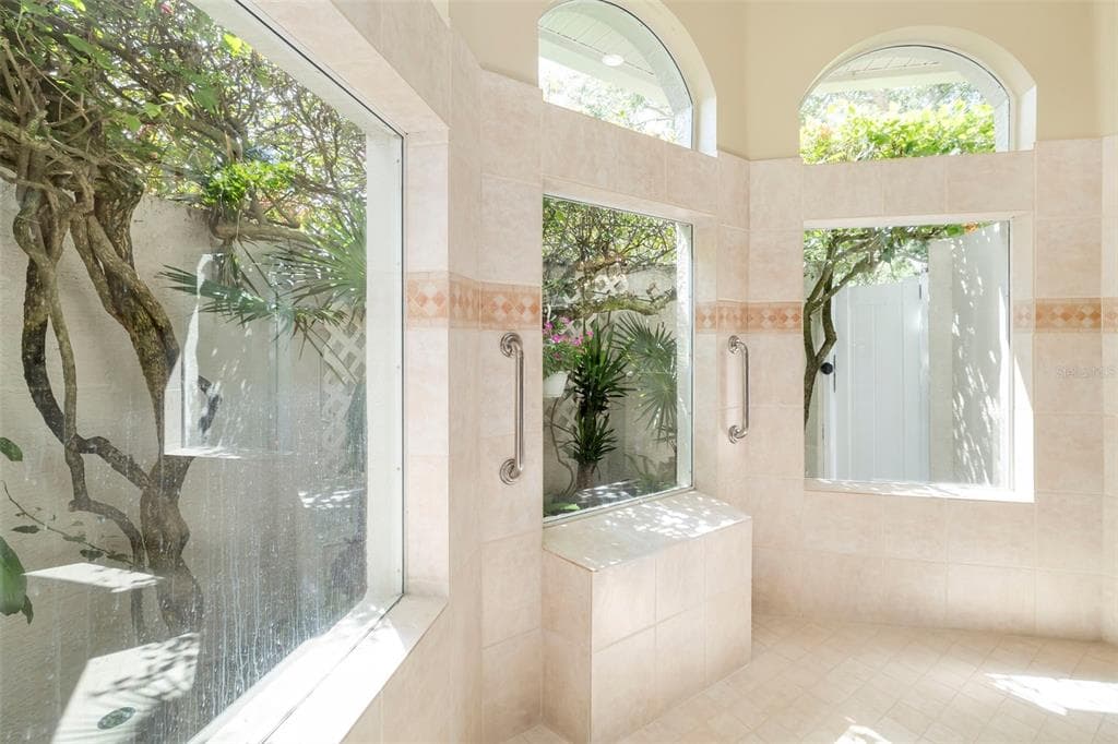 2528 TOM MORRIS DRIVE photo 11