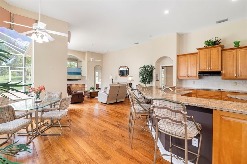 2528 TOM MORRIS DRIVE photo 25