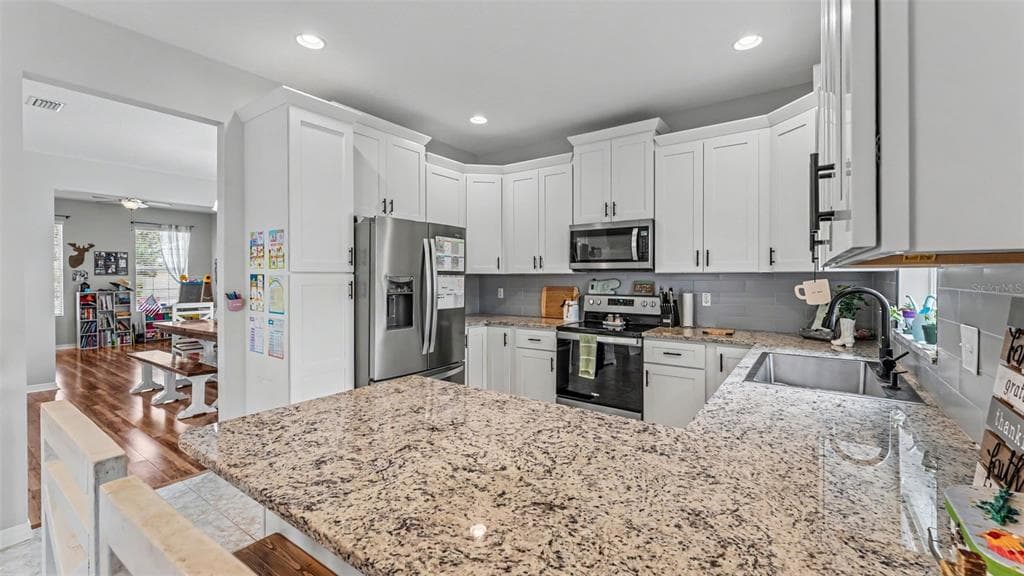 2746 WALDEN WOODS DRIVE photo 13