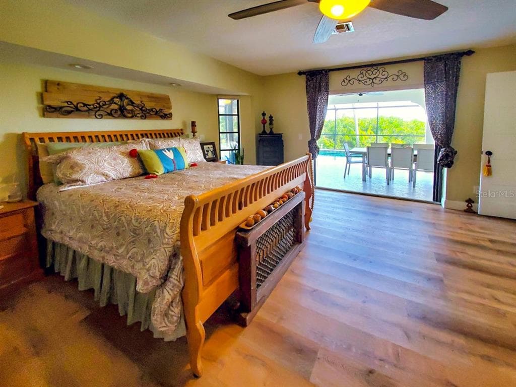 18 RIVERFRONT DRIVE photo 17