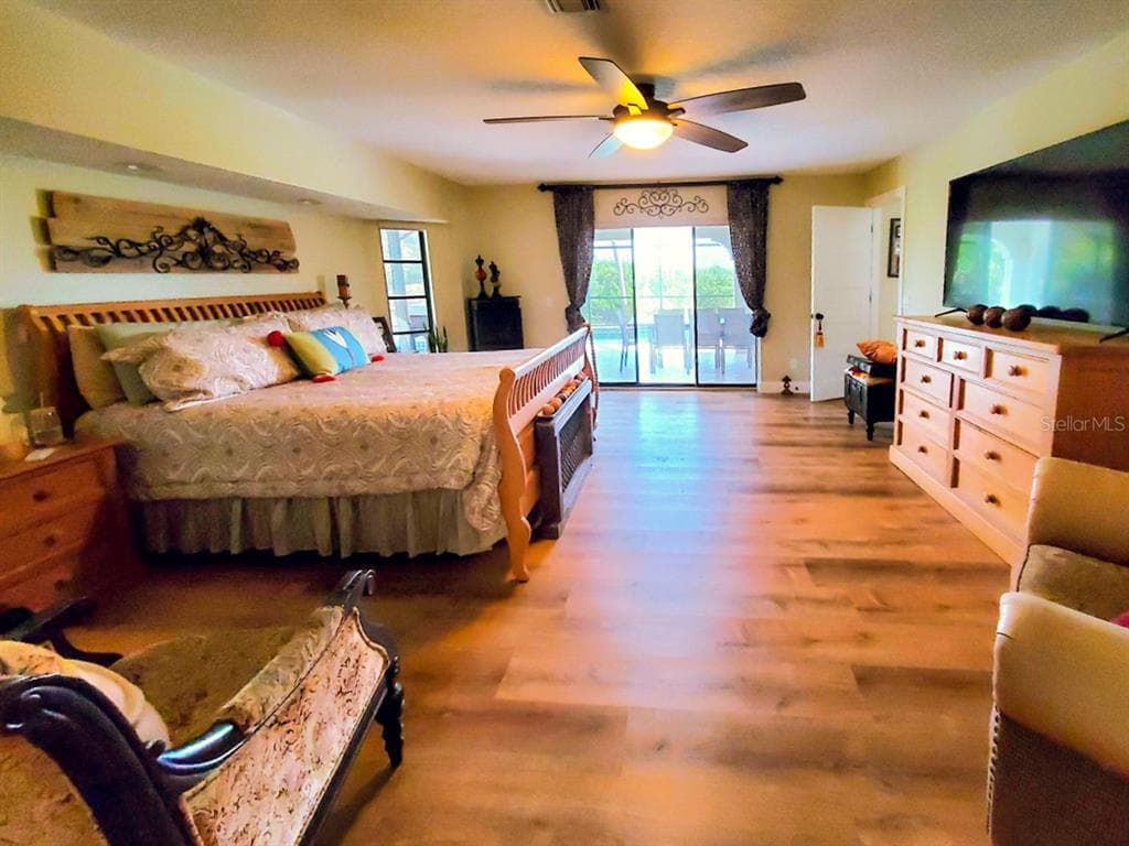 18 RIVERFRONT DRIVE photo 16