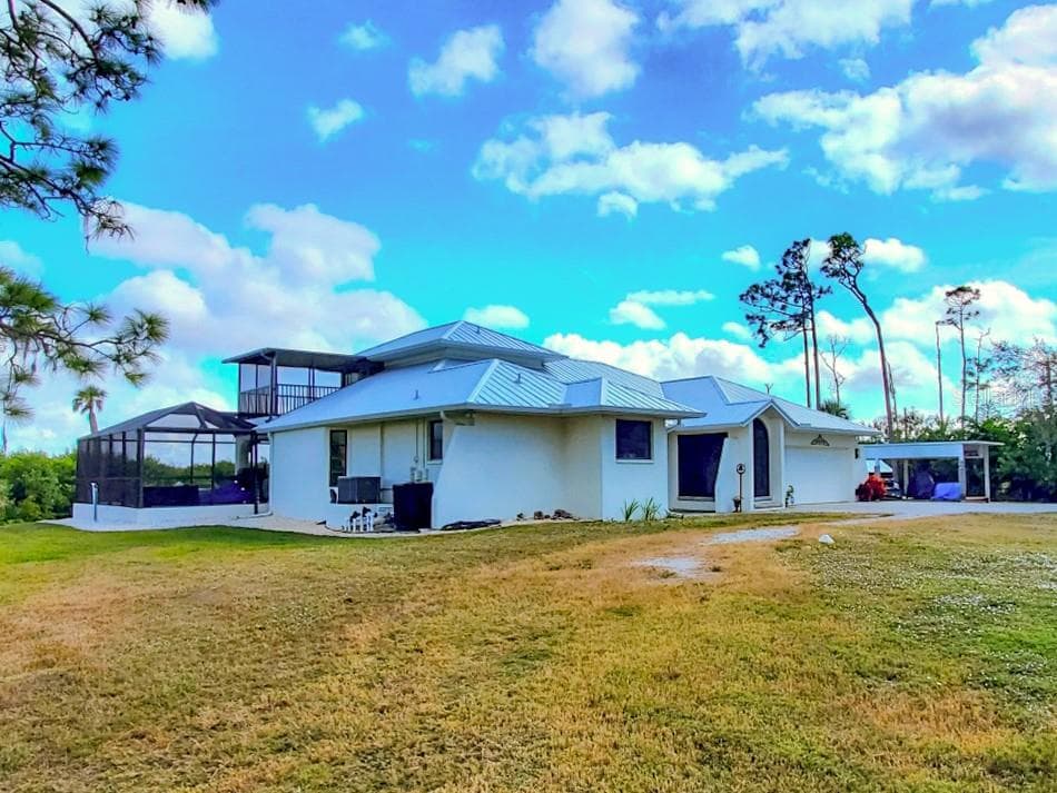 18 RIVERFRONT DRIVE 4