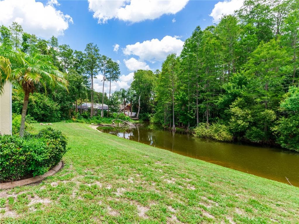 8153 BAYTREE DRIVE photo 5