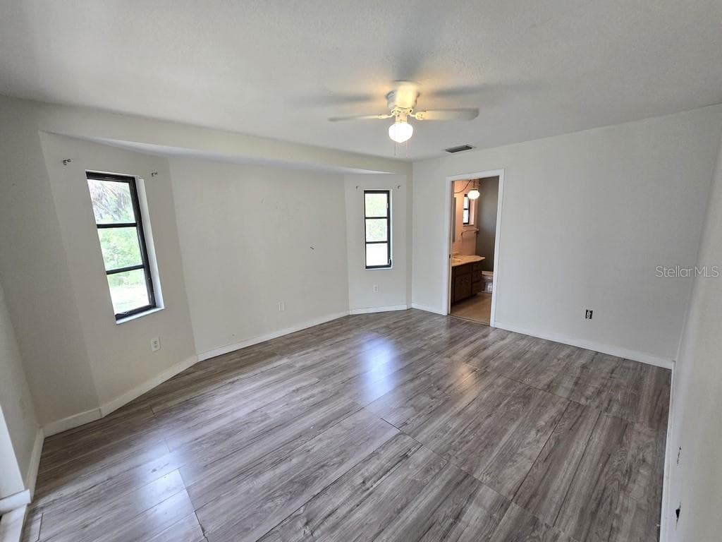 279 KINDRED BOULEVARD photo 11