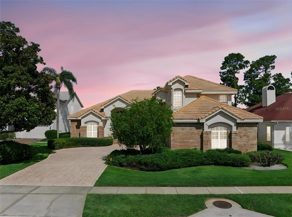 1901 EDGEWATER DRIVE 1