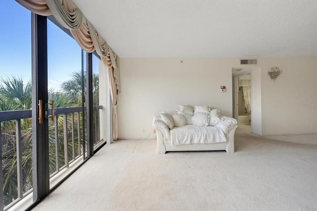 255 DOLPHIN POINT 307 photo 17