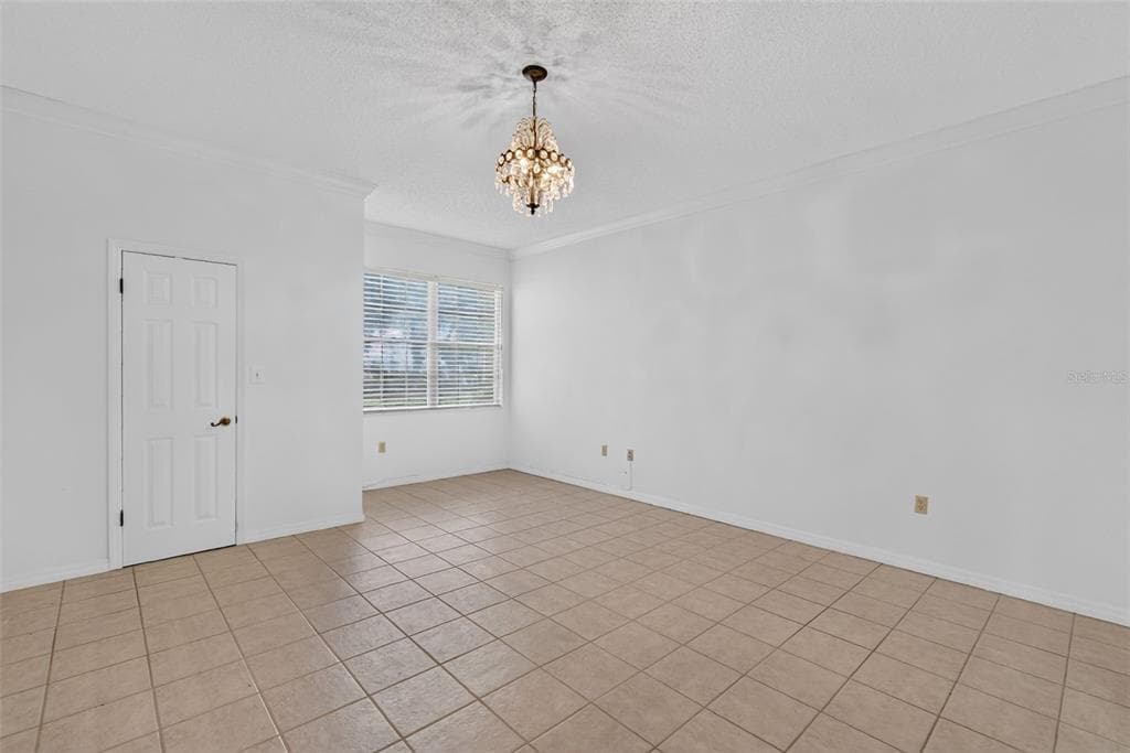 1111 LAKESHORE DRIVE C3 photo 7