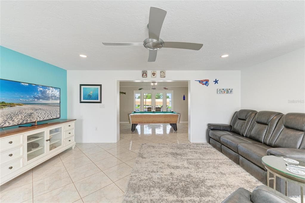 9907 ROYAL PALM DRIVE photo 6