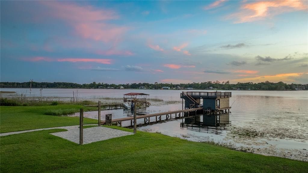 736 LAKE WINNEMISSETT DRIVE 3