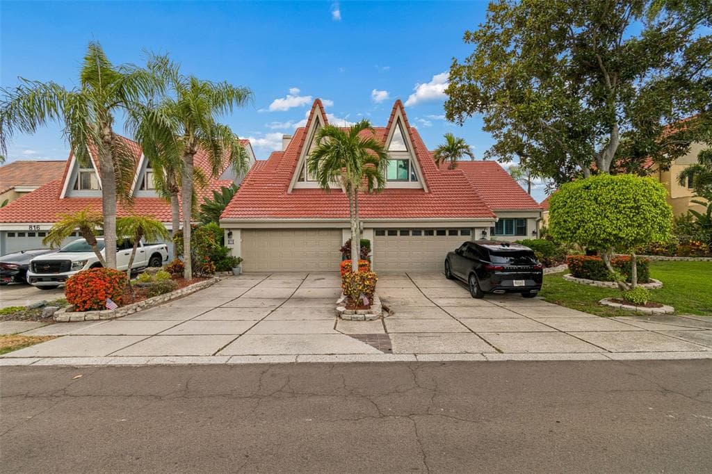 820 SYMPHONY ISLES BOULEVARD 1