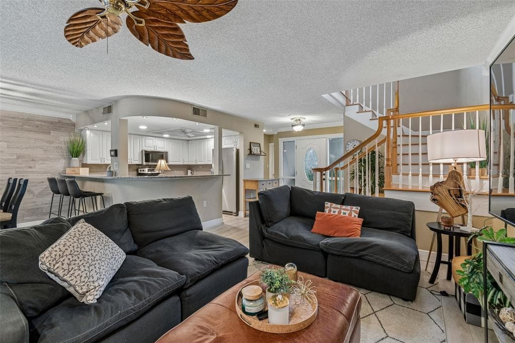 820 SYMPHONY ISLES BOULEVARD photo 9