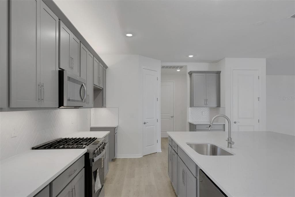 17013 GREAT HERON LANE photo 18