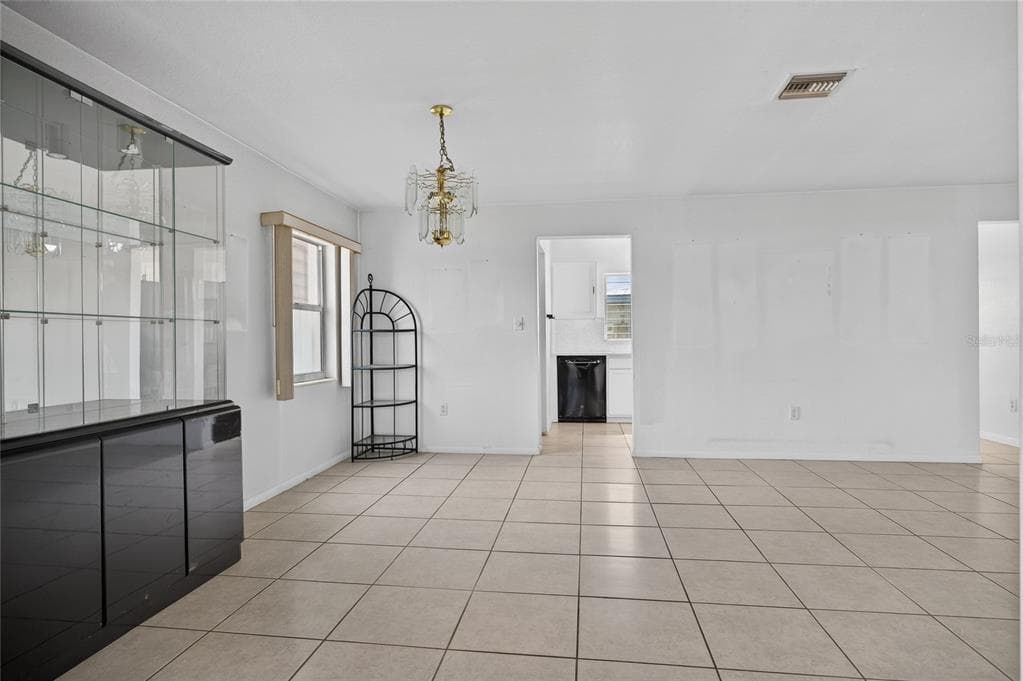 321 WEBER TERRACE photo 9