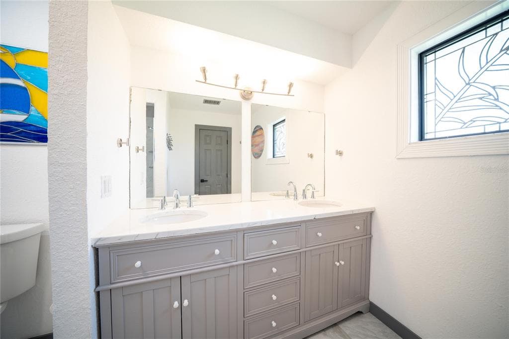 166 BAYSIDE DRIVE photo 20
