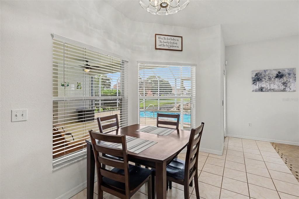 423 STONEHENGE CIRCLE photo 7