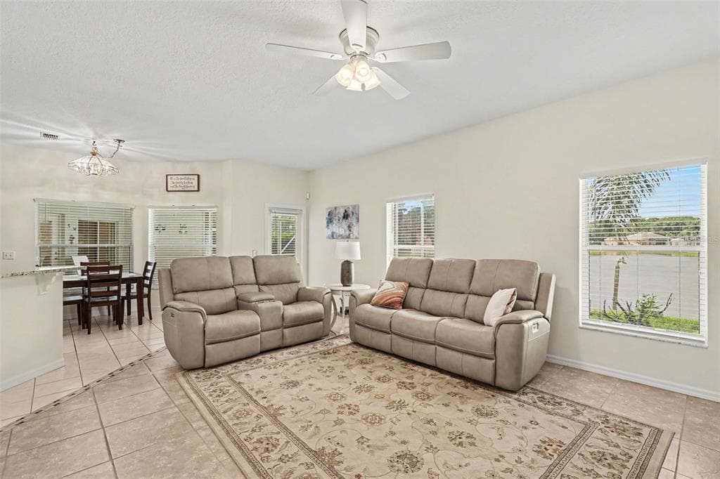423 STONEHENGE CIRCLE photo 9