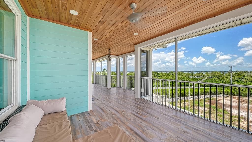 180 HORSESHOE LOOP ROAD photo 16