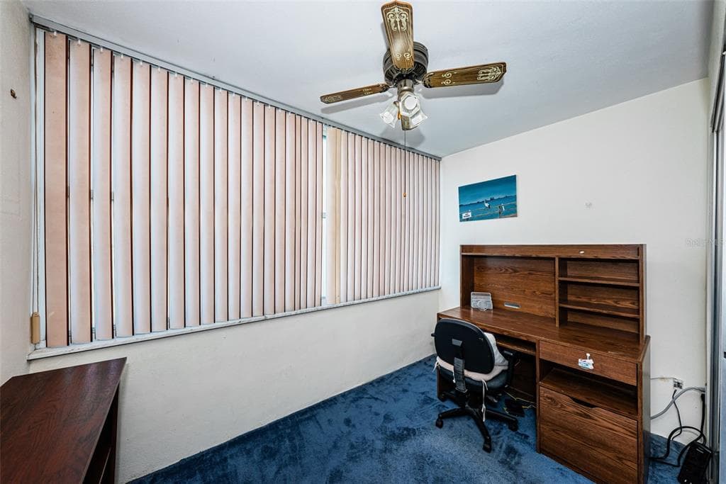 4750 COVE CIRCLE 905 photo 18