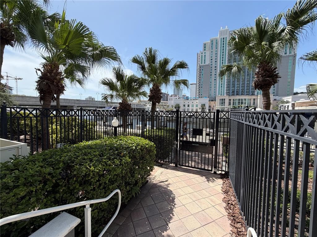 700 S HARBOUR ISLAND BOULEVARD 512 photo 12