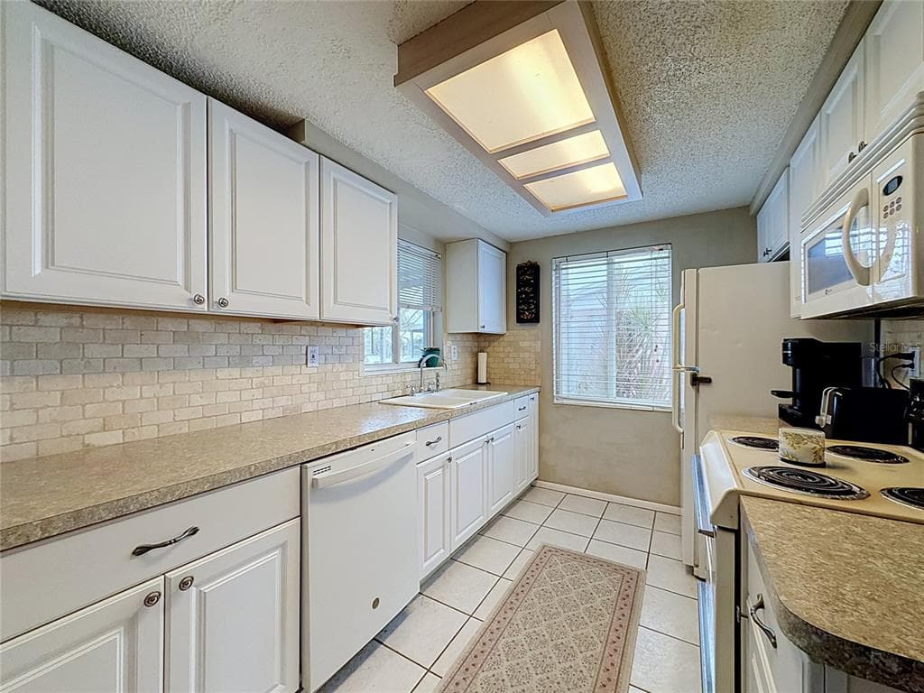 2228 SOCIETY DRIVE photo 13