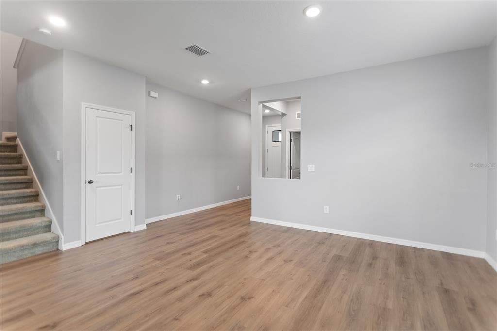 12500 ASTON DRIVE photo 7