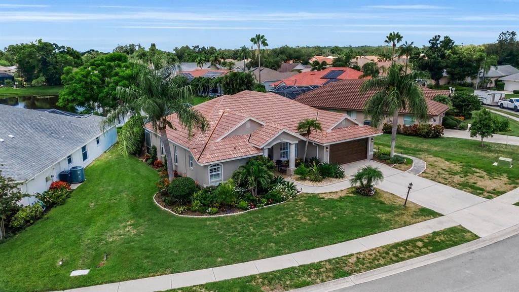 6817 CORRAL CIRCLE photo 2