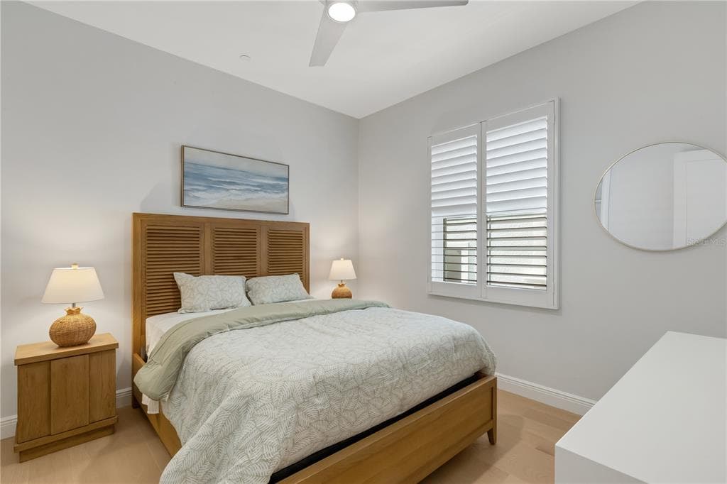 505 TAMIAMI TRAIL N 501 photo 11