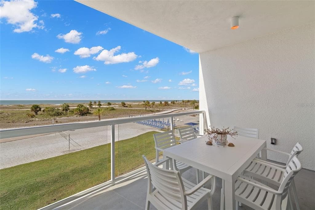 11500 GULF BOULEVARD 304 photo 5