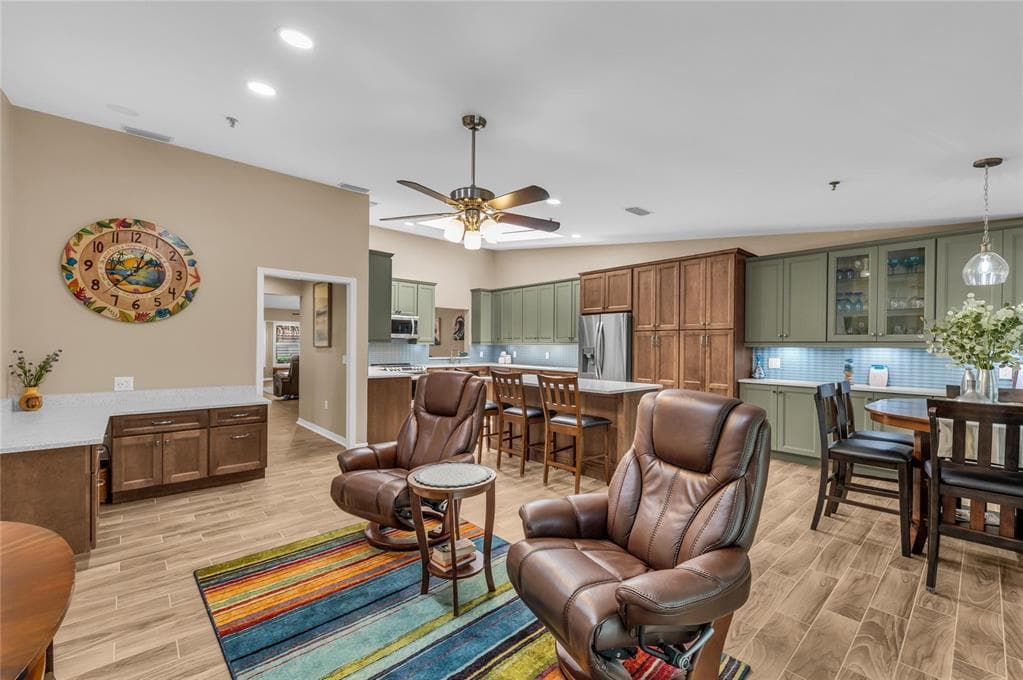 2350 HARBOUR OAKS DRIVE photo 23