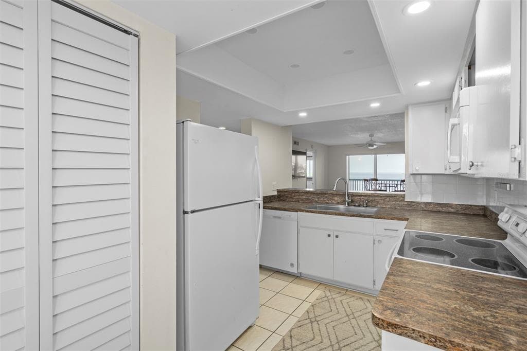 8251 BRENT STREET 936 photo 21