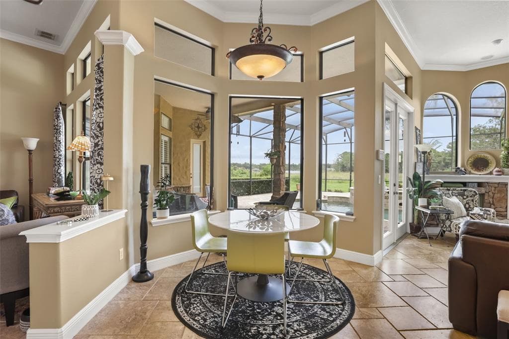 863 CARDINAL POINTE COVE photo 21