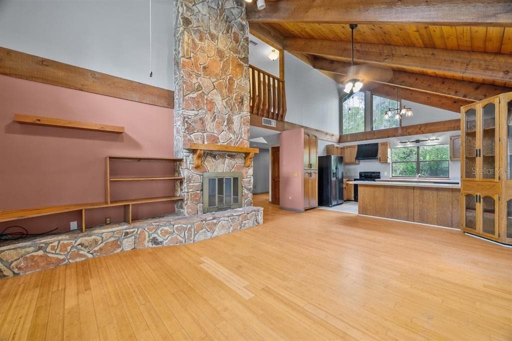 251 CUE LAKE DRIVE photo 7