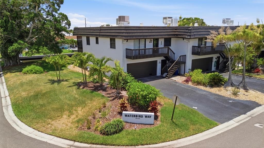 10301 WATERBIRD WAY #39 1