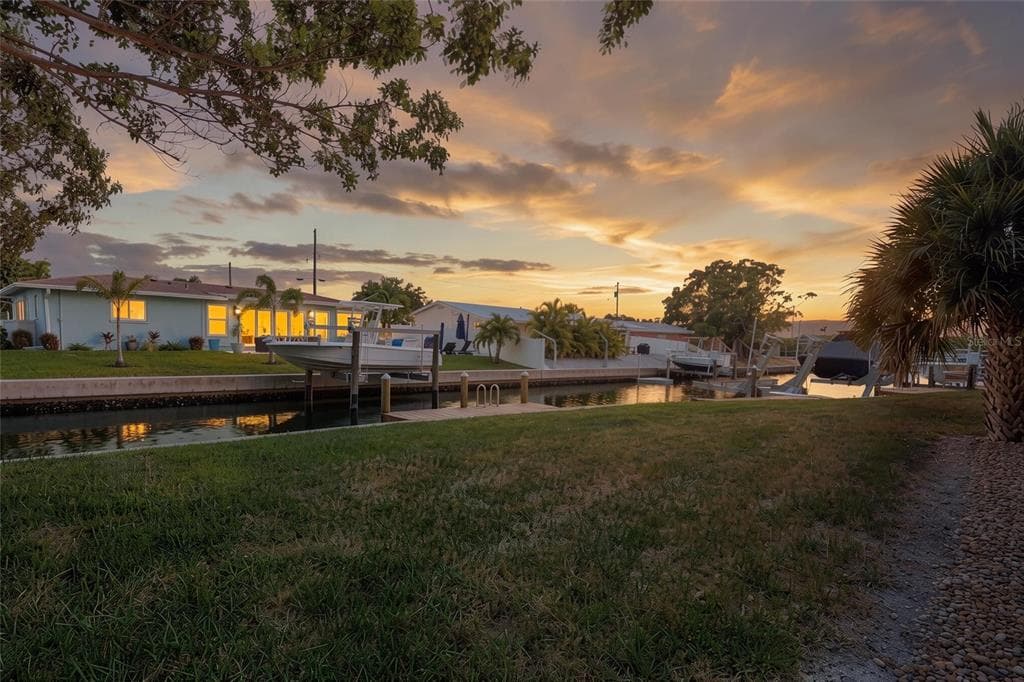 10301 WATERBIRD WAY 39 photo 9