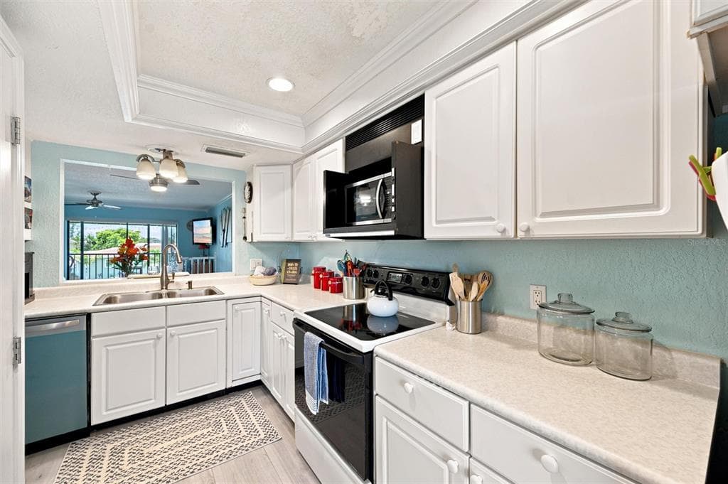 10301 WATERBIRD WAY 39 photo 19